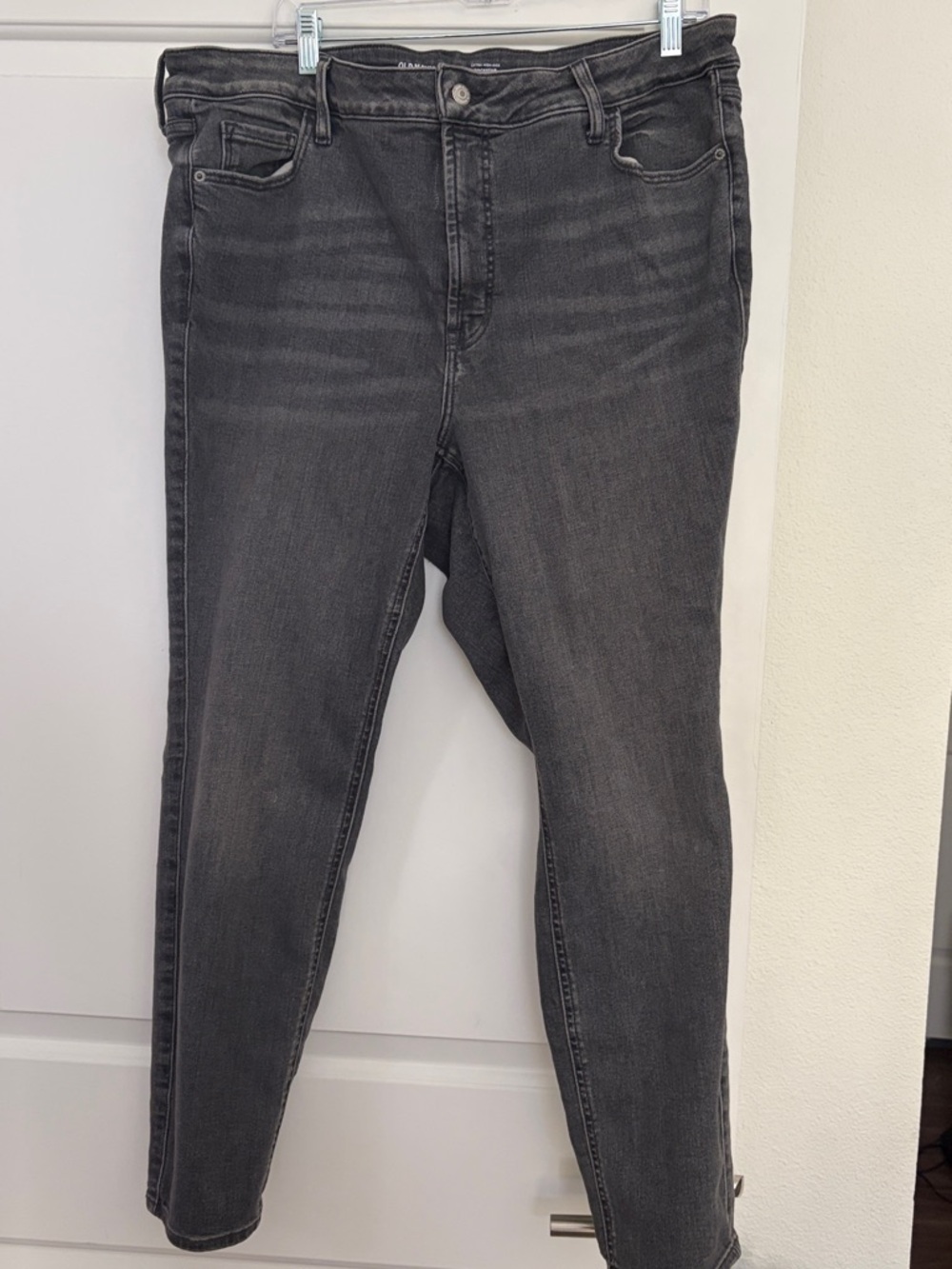 Worn once Old Navy 360 Stretch Extra High Rise Skinny Jeans